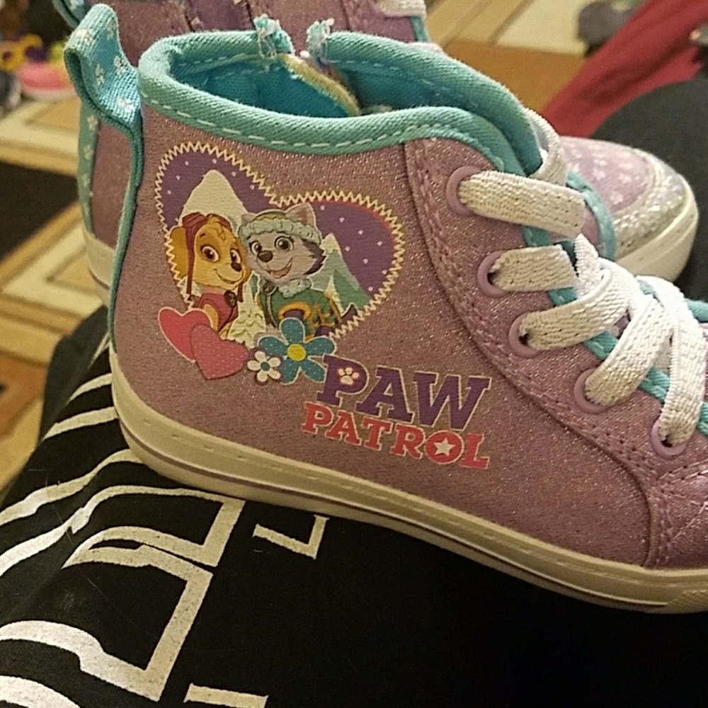Little girl hi tops